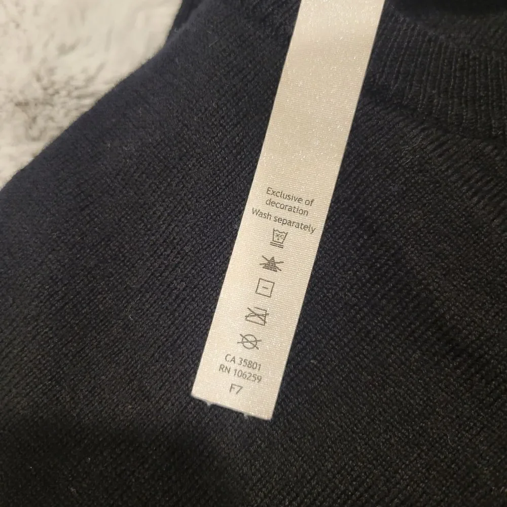 Lululemon Tied To You Sweater, size 4